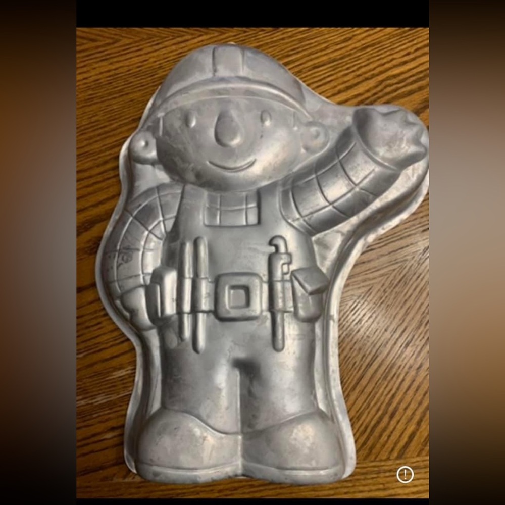 Cake pan